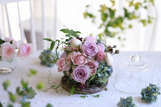 ベストフラワーアレンジメント掲載作品はこちら 桑名市にあるおしゃれなフラワー教室 全国発信の人気フラワーアレンジメント とフォトレッスンで女性の未来を応援 名古屋校 桑名校